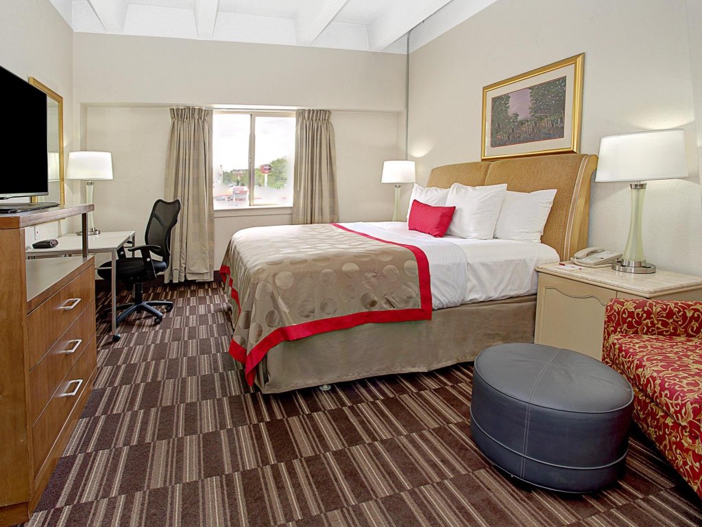 Фото Rodeway Inn