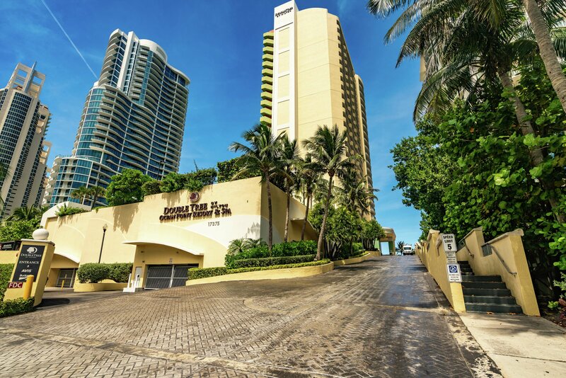 Гостиница DoubleTree Resort & SPA by Hilton Ocean Point-N. Miami Beach