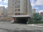 Парковка (ул. Патриотов, 6, корп. 2), автомобильная парковка в Екатеринбурге