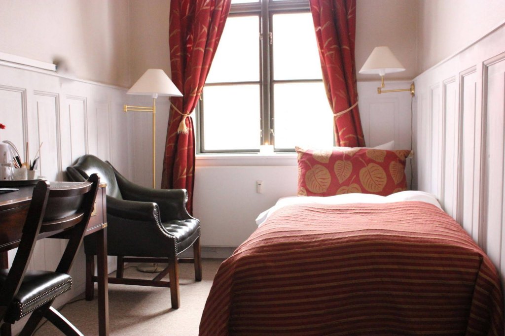 Фото Hotel Hamlet