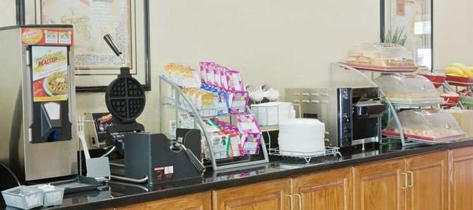 Фото Wingate by Wyndham Charlotte Airport I-85/i-485