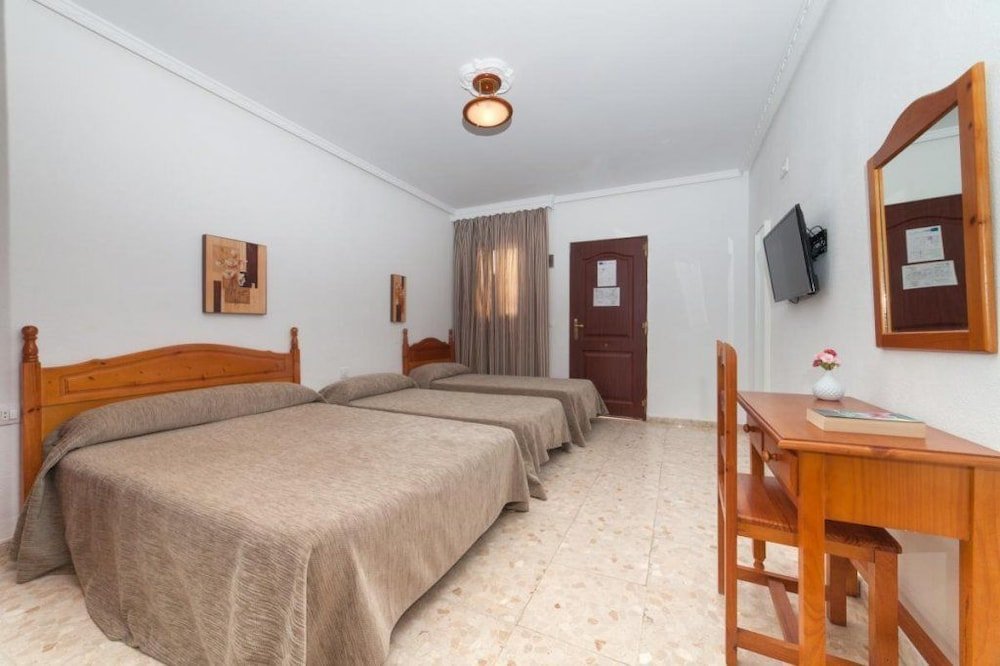 Фото Hostal Alborada