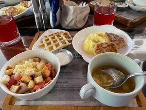 Happy (Zapolyarniy, ulitsa Babikova, 12), cafe