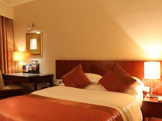 Фото Jinling Jingyuan Plaza