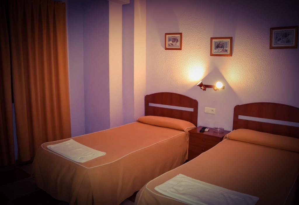 Фото Hostal Tarifa