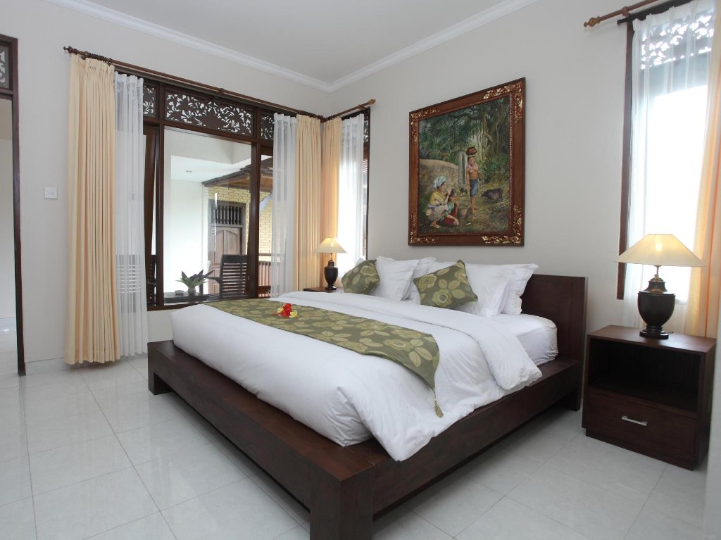 Фото Puri Mango Hotel