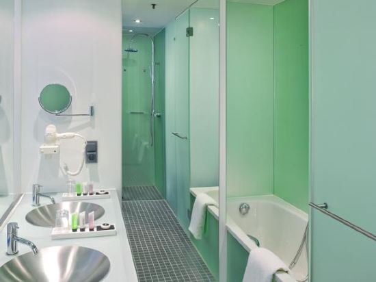 Фото INNSiDE by Meliá - Düsseldorf Derendorf