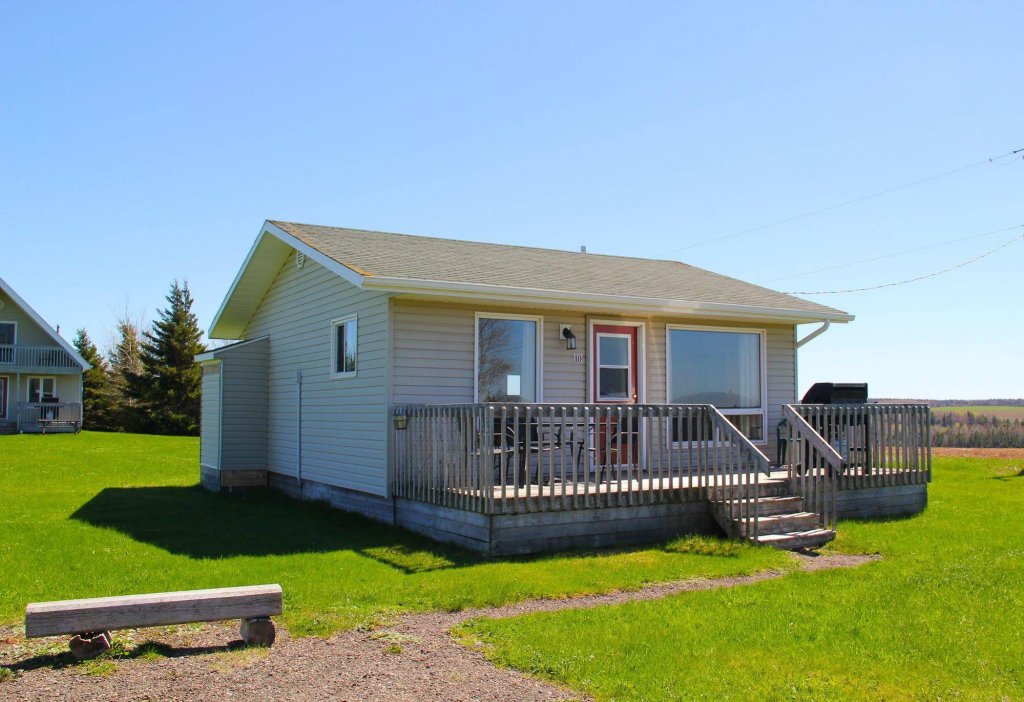 Фото Swept Away Cottages