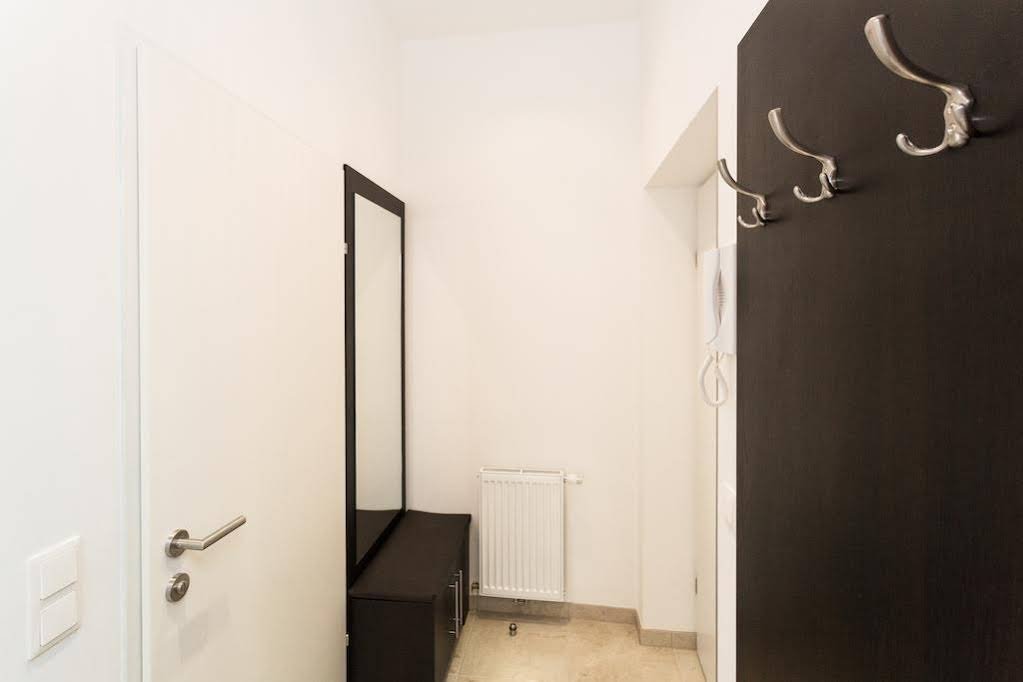 Фото Vienna Stay Apartments Pezzl 1170