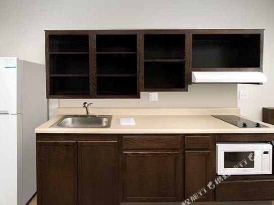 Фото WoodSpring Suites Louisville Airport