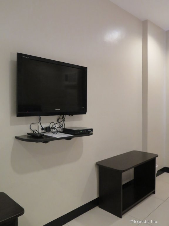 Фото Main Hotel & Suites