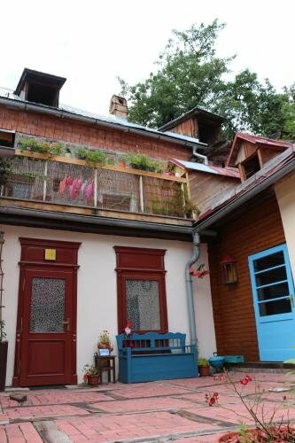Гостиница Apartman na Zlatom Dvore
