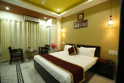 Фото Hotel Hadi Rani Palace