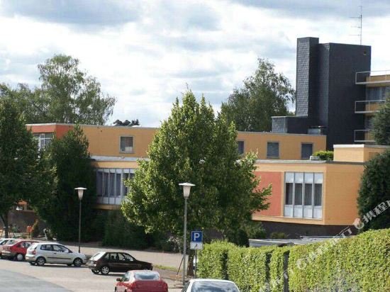 Фото отеля 2