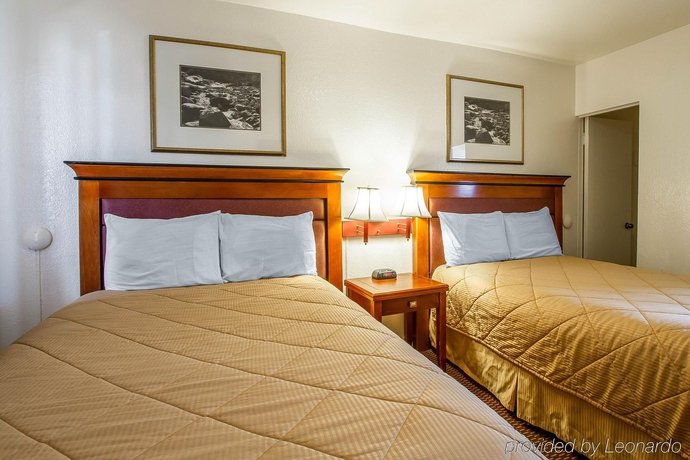 Фото Rodeway Inn Flagstaff - Downtown