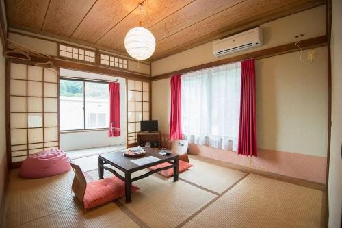 Фото Caravan Flake - Hostel