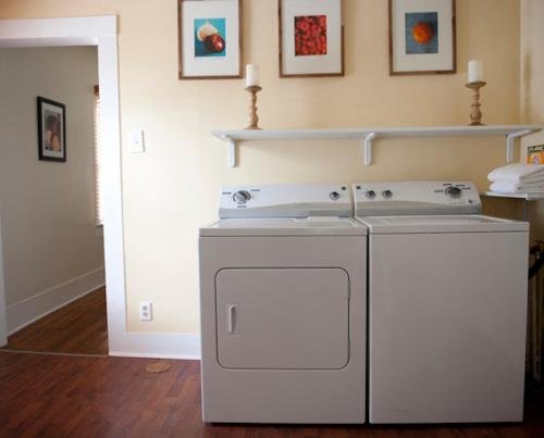 Фото Blue Moon Guest House and Saloon