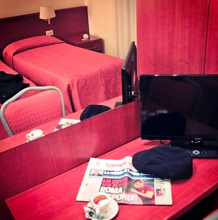 Фото Priscilla Hotel