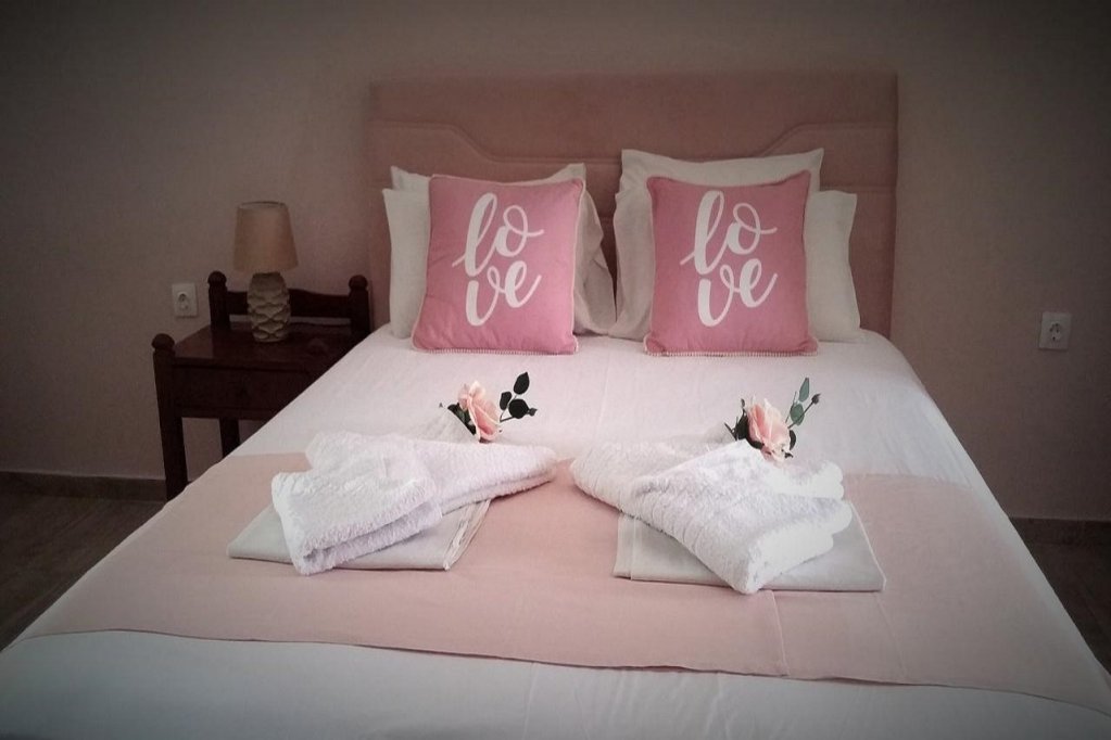 Фото Kasteli Studios & Apartments