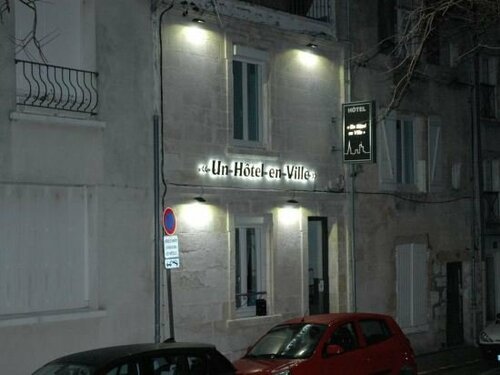 Гостиница Un H& xF4; tel EN Ville в Ла-Рошели