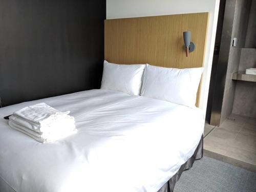 Фото Slow Town Hotel - Glowing