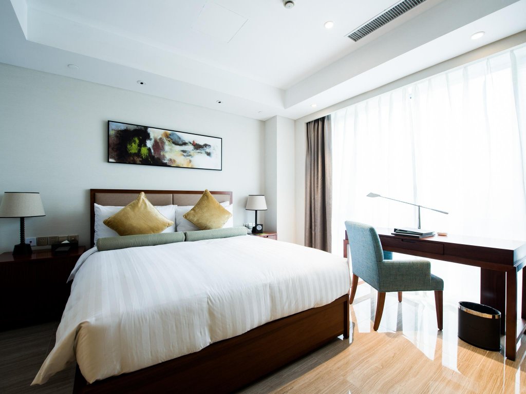 Фото Oakwood Hotel & Residence Suzhou