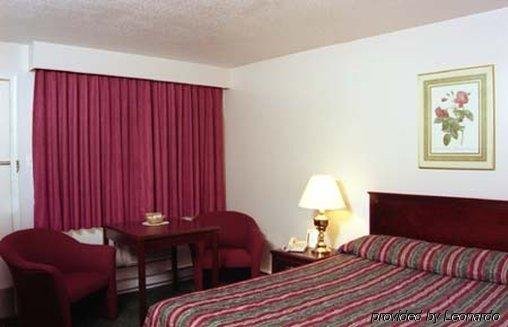 Фото Sandman Inn Cache Creek