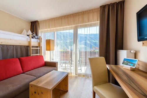 Гостиница Vitalpina Hotel Waldhof