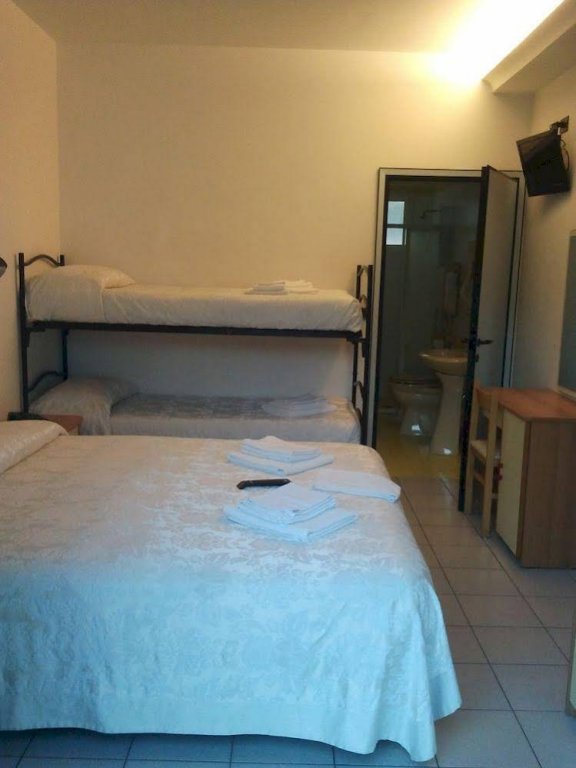 Фото Hotel Quisisana Riccione