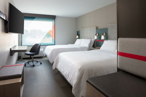 Гостиница Avid hotels - Madison Monona an Ihg Hotel 