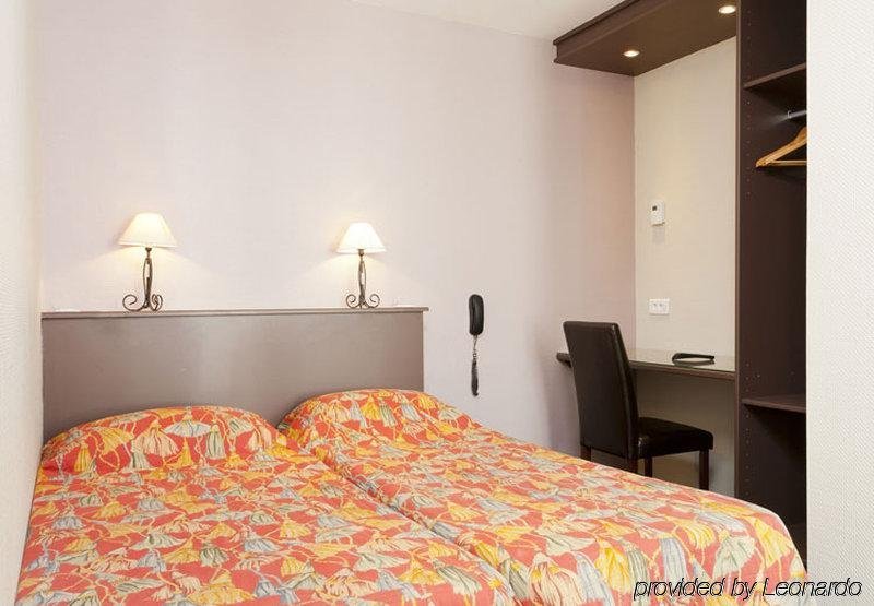 Фото Hôtel Montsouris Orléans