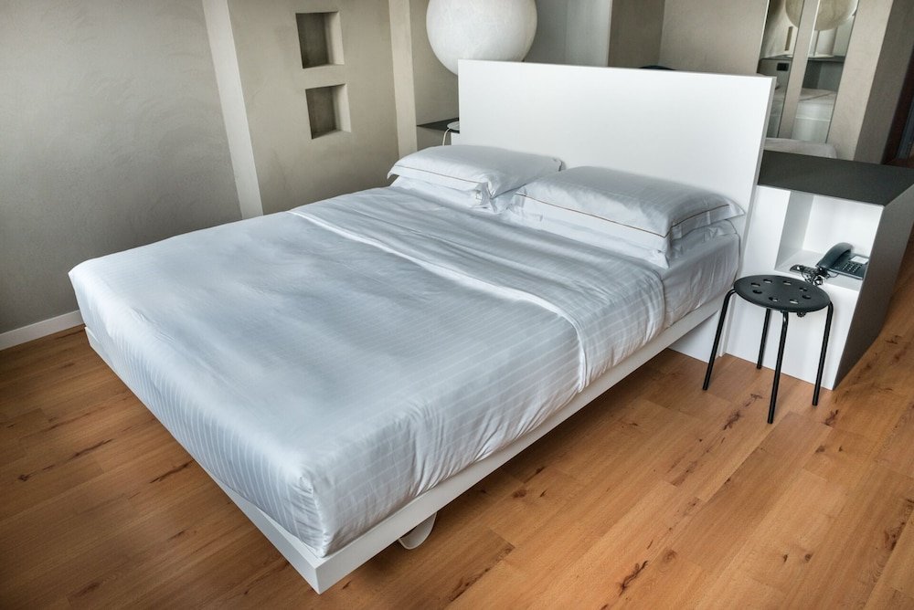 Фото Point Hotel