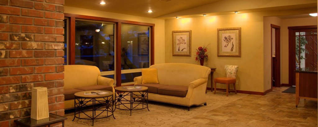 Фото Olympic View Inn