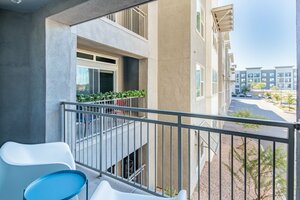 WanderJaunt - Luxe Tempe Apartments