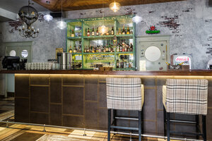 Чемодан (Naberezhnye Chelny, Mira Avenue, 93Д), cafe