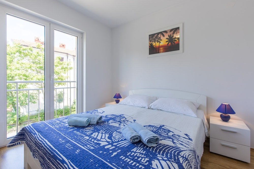 Фото Apartments Bogović