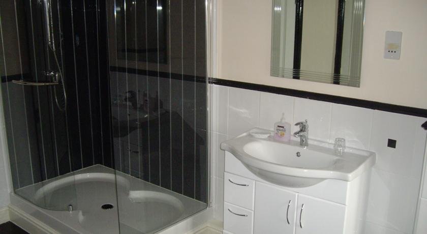 Фото The Cottage B&b