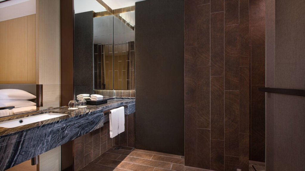 Фото Courtyard Shanghai International Tourism and Resorts Zone