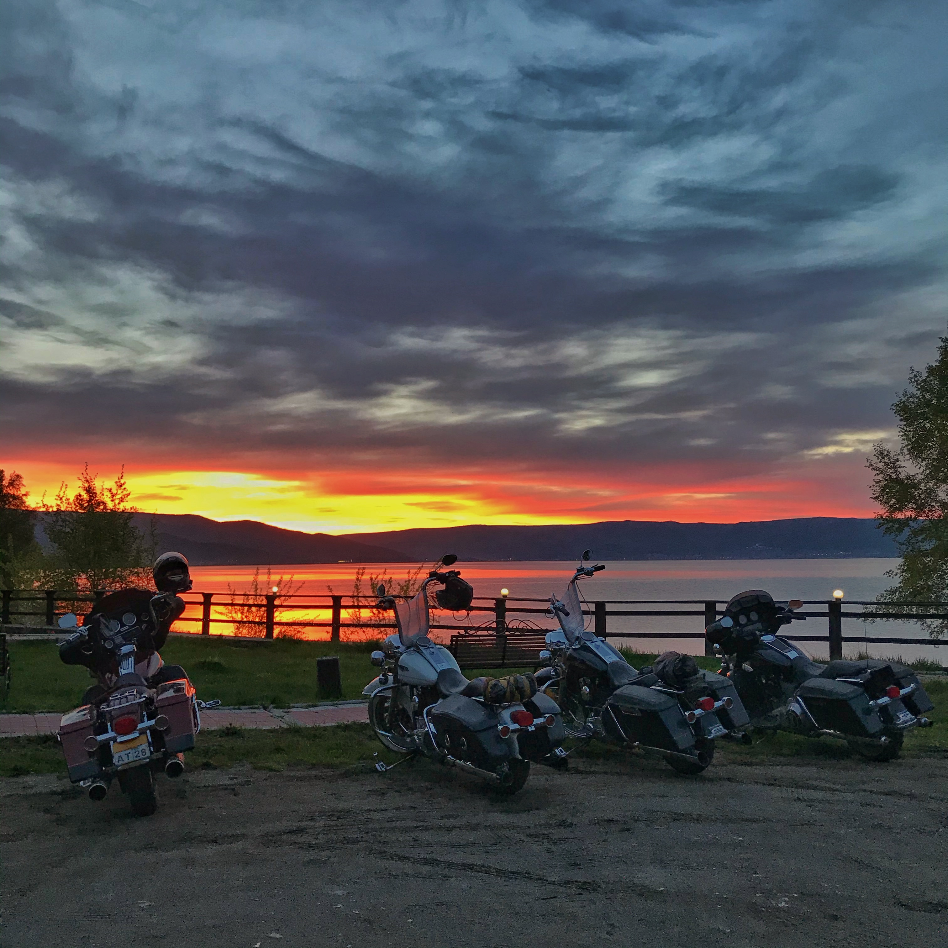 Фото Пик Черского