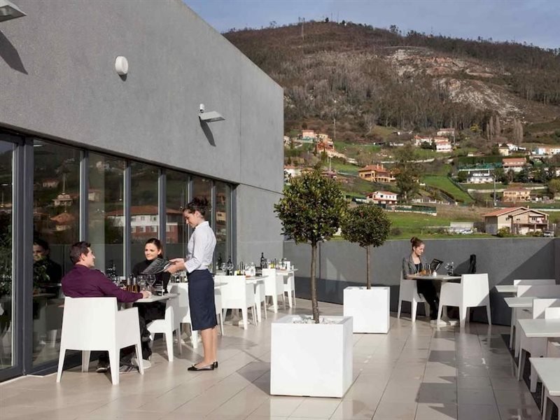 Фото Ibis budget Oviedo