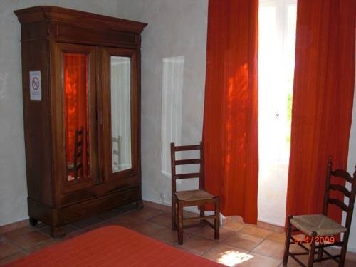 Фото Au Saint Roch - Hôtel et Jardin