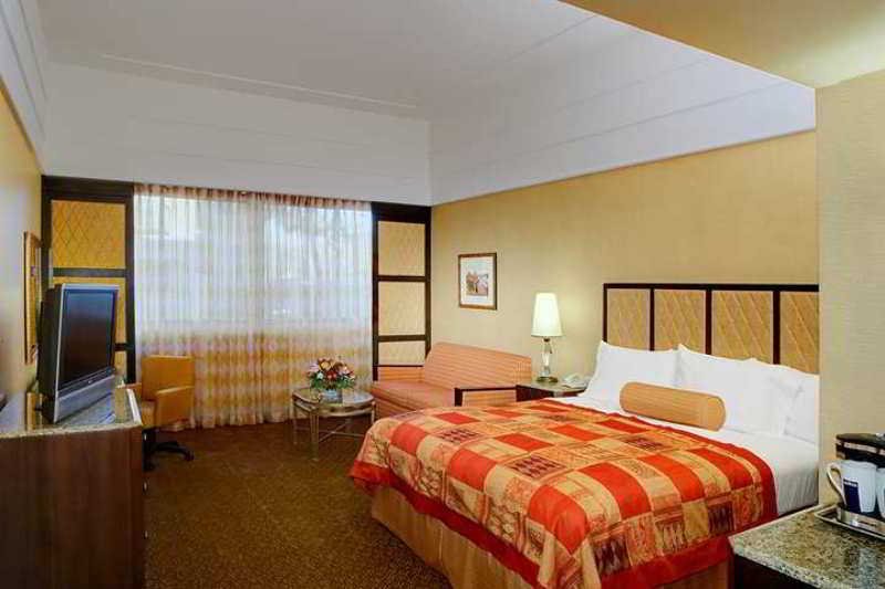 Фото Хилтон