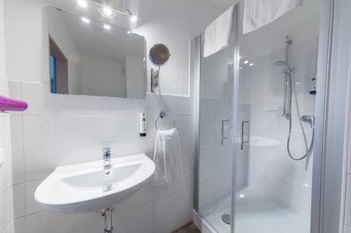 Фото Friends Hotel Bad Salzuflen