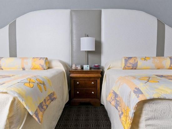 Фото Caribbean Resort & Villas