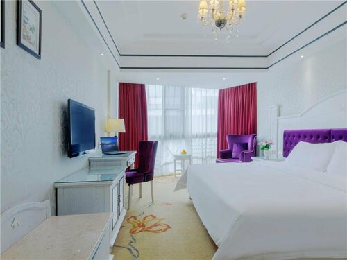 Гостиница Vienna Hotel Guilin Convention and Exhibition Center Wanda в Гуйлине