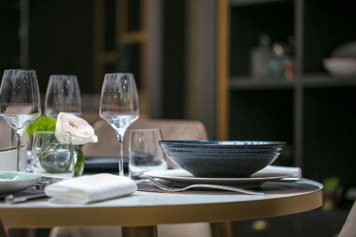 Фото Niepce Paris Hotel, Curio Collection by Hilton