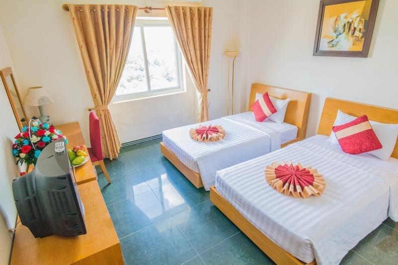 Фото Spring Hotel