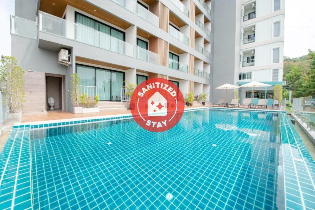 Фото Blooming Hill Boutique Suites