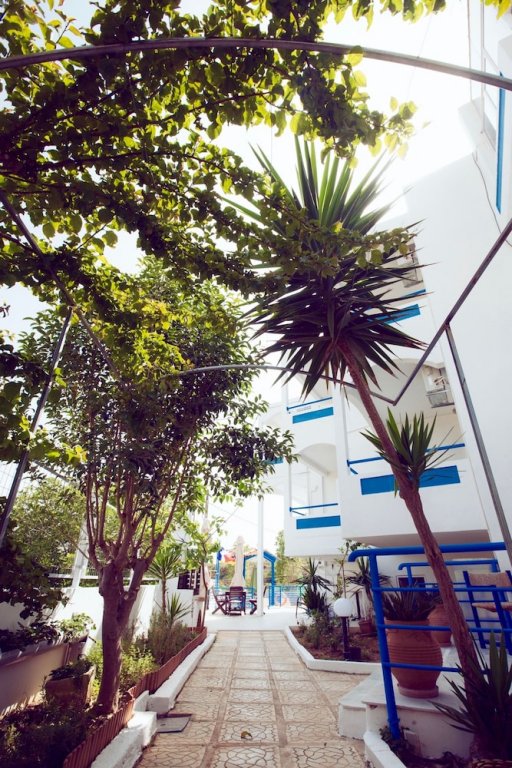 Фото отеля 3