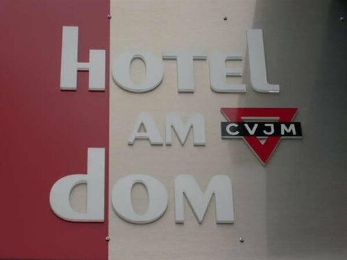 Гостиница Cvjm Hotel am Dom в Любеке